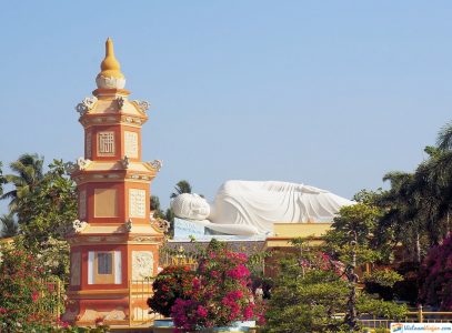 vinh-trang-pagoda-vietnam